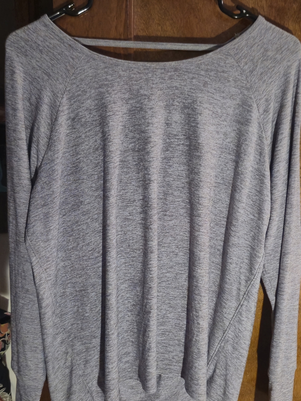 SPANX LONG SLEEVE TOP WITH OPEN BACK SIZE MEDUIM